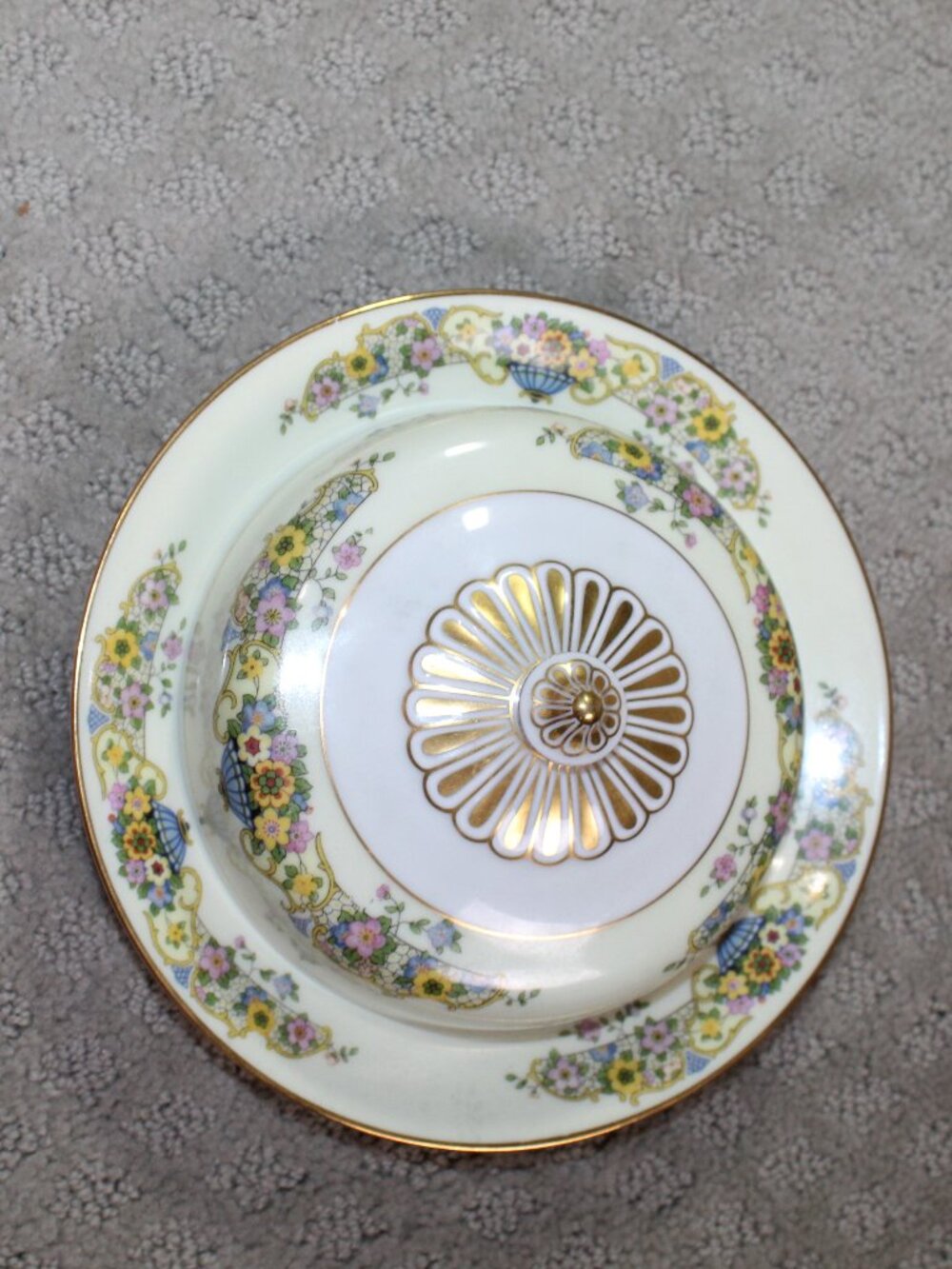 Thomas Bavaria Asturia Gold Trimmed Floral Round Butter Dish